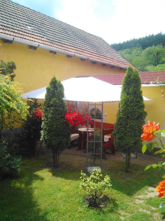 Forrás Fogadó Bükkszék Esterno foto